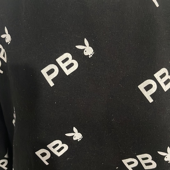 Playboy Miss guided oversize size 6 sweater - Picture 2 of 4